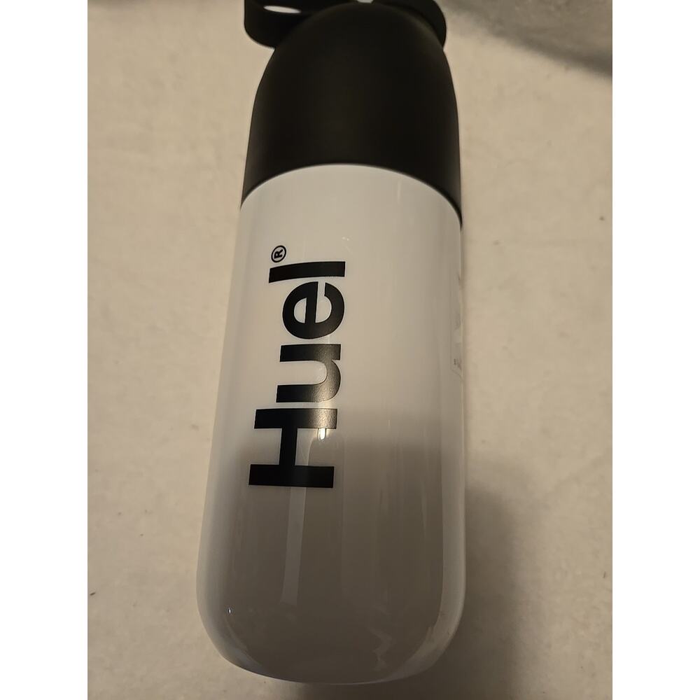 Huel Travel Shaker Water Bottle Outdoor Activities 500ml 17 fl oz New